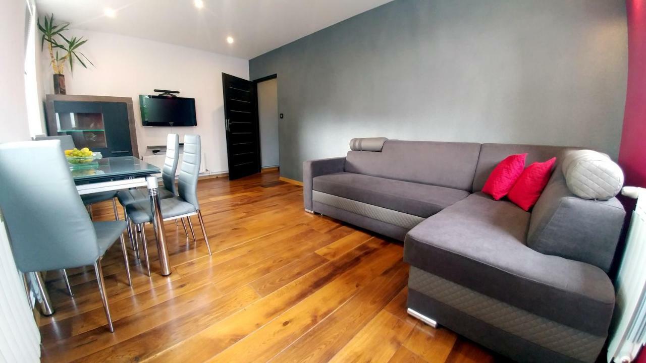 Apartamenty Korona Krosno Zewnętrze zdjęcie