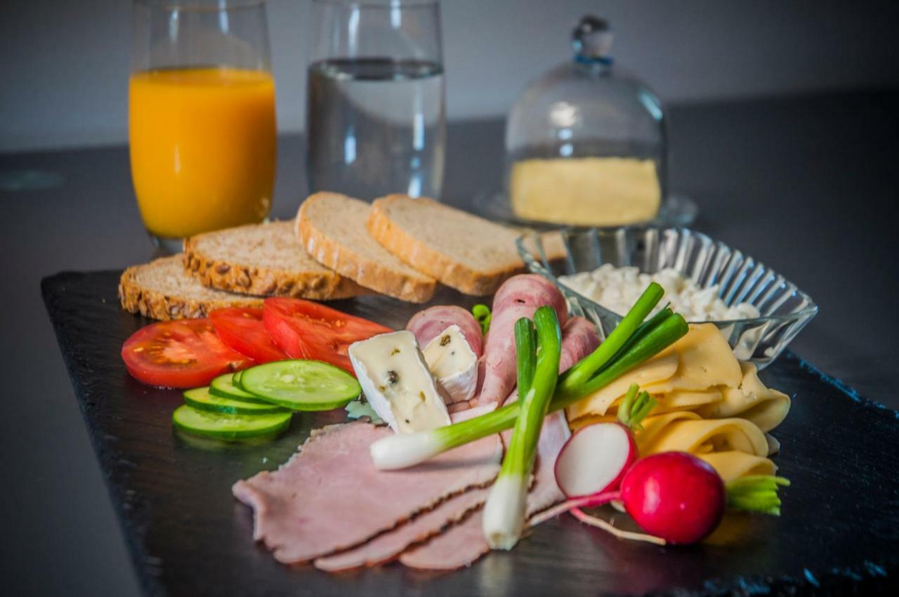 Apartamenty Korona Krosno Zewnętrze zdjęcie